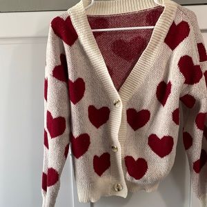 Heart pattern cardigan
